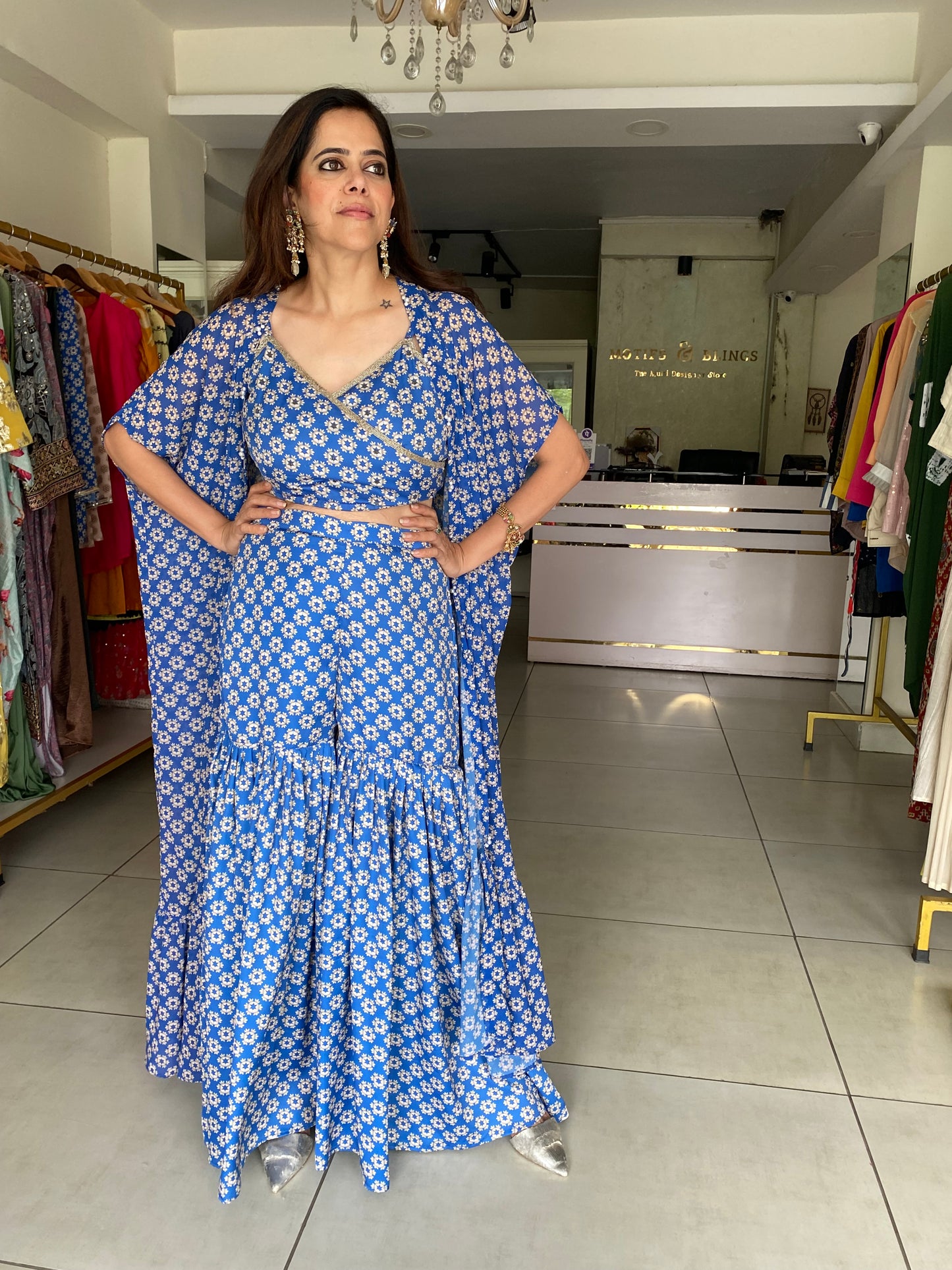 Printed garara shrug set