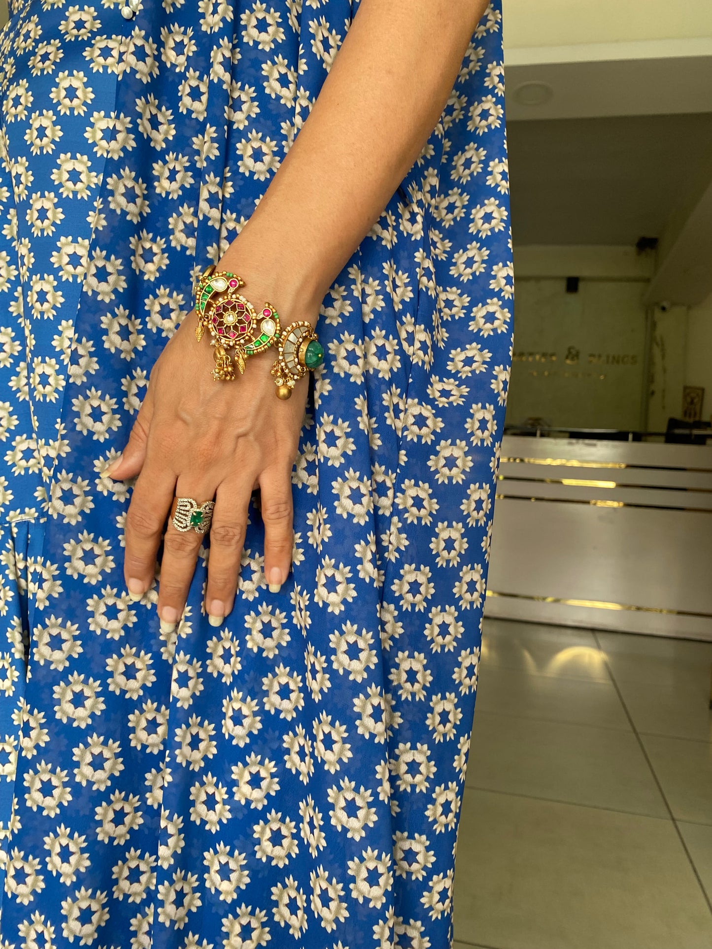 Printed garara shrug set