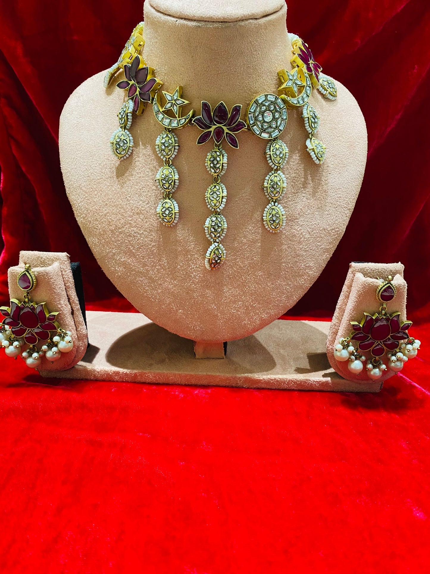 Noor Necklace Set