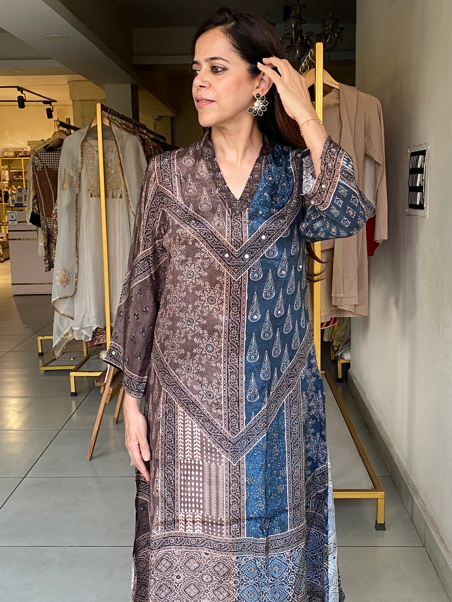 Neel ajrak set