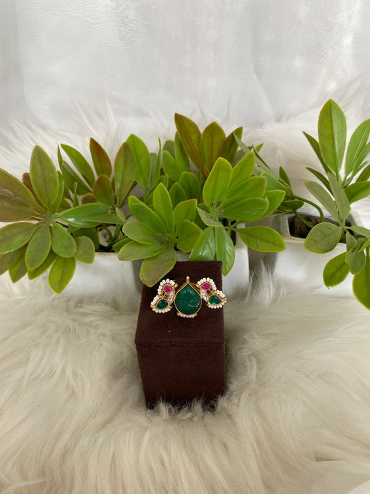 Green Carved Stone Ring with Peacock & Bird Accents