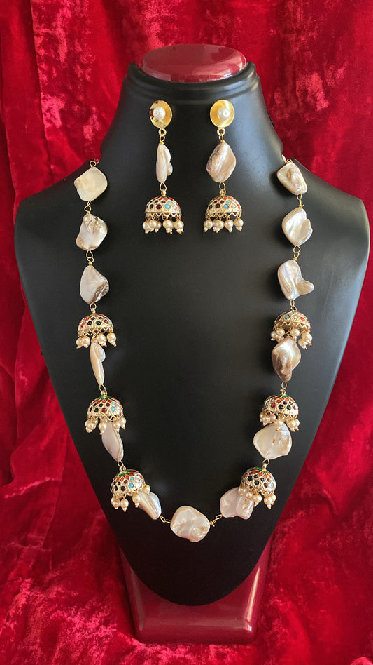 Swara Pendant Set