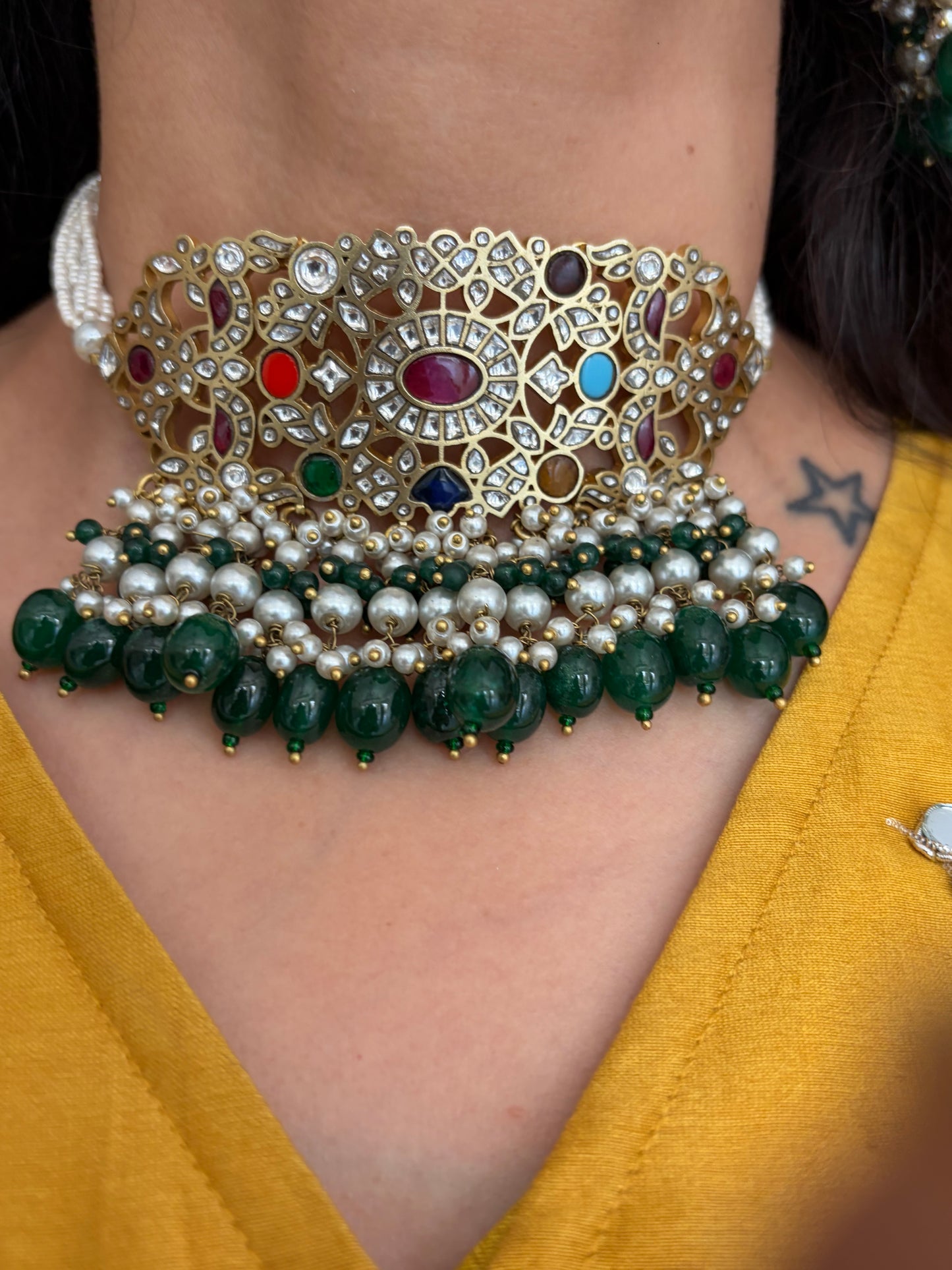 Navratan choker