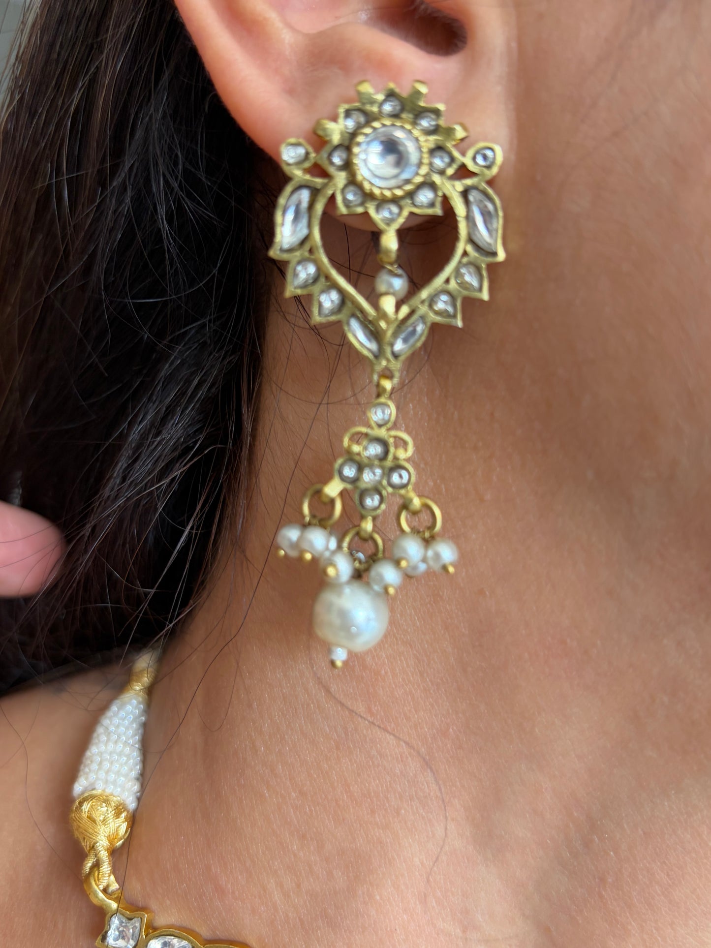 Begum polki choker