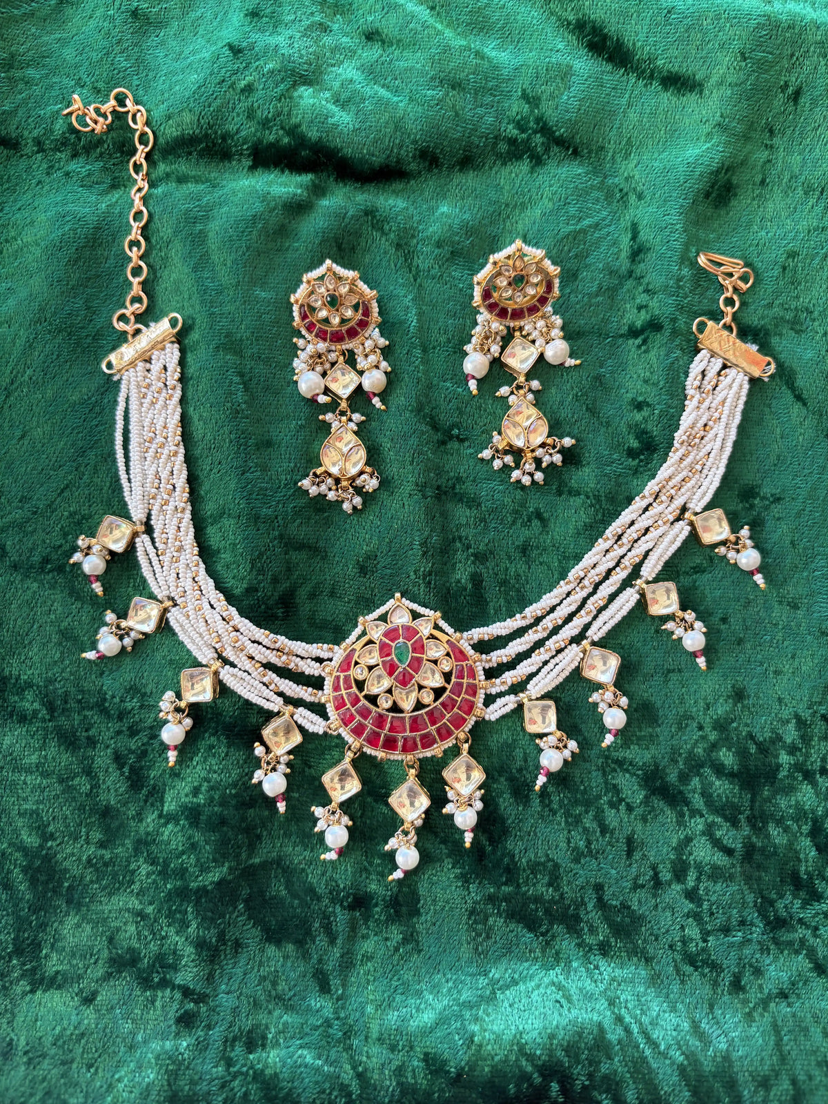Noor Jadau Necklace Set