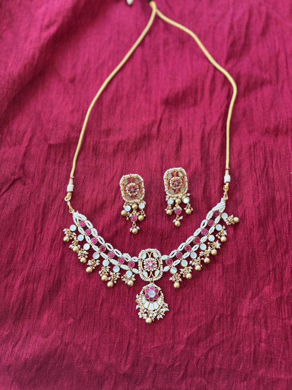 Regal Jadau Chokar Set