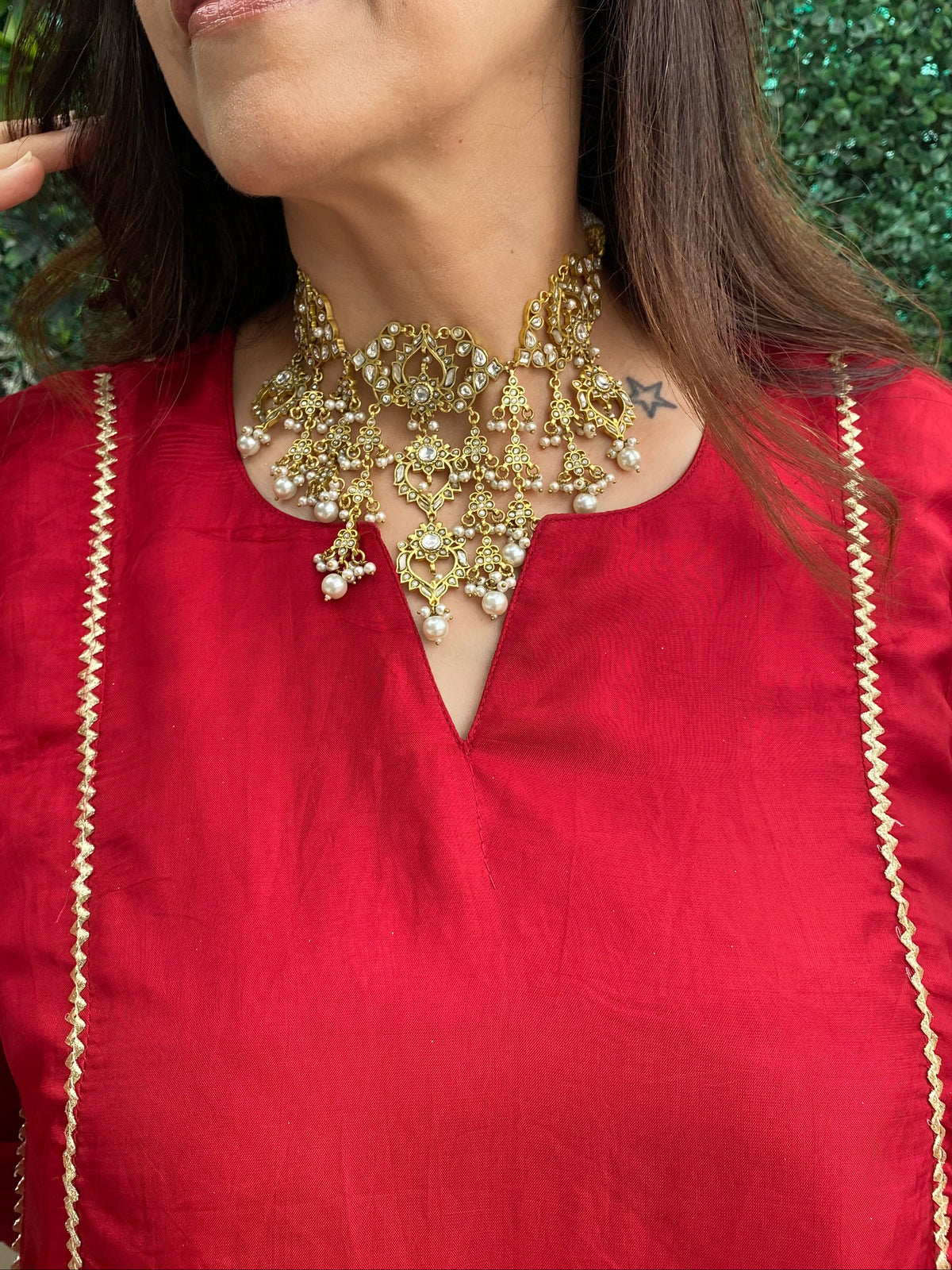 Begum polki choker