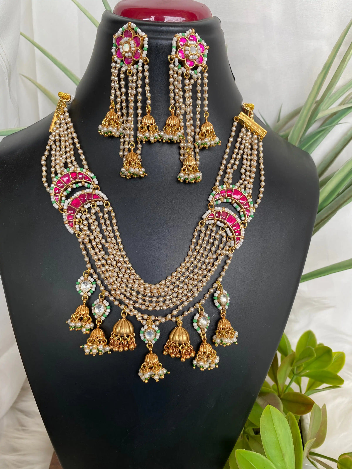 Layered Chand Necklace Set