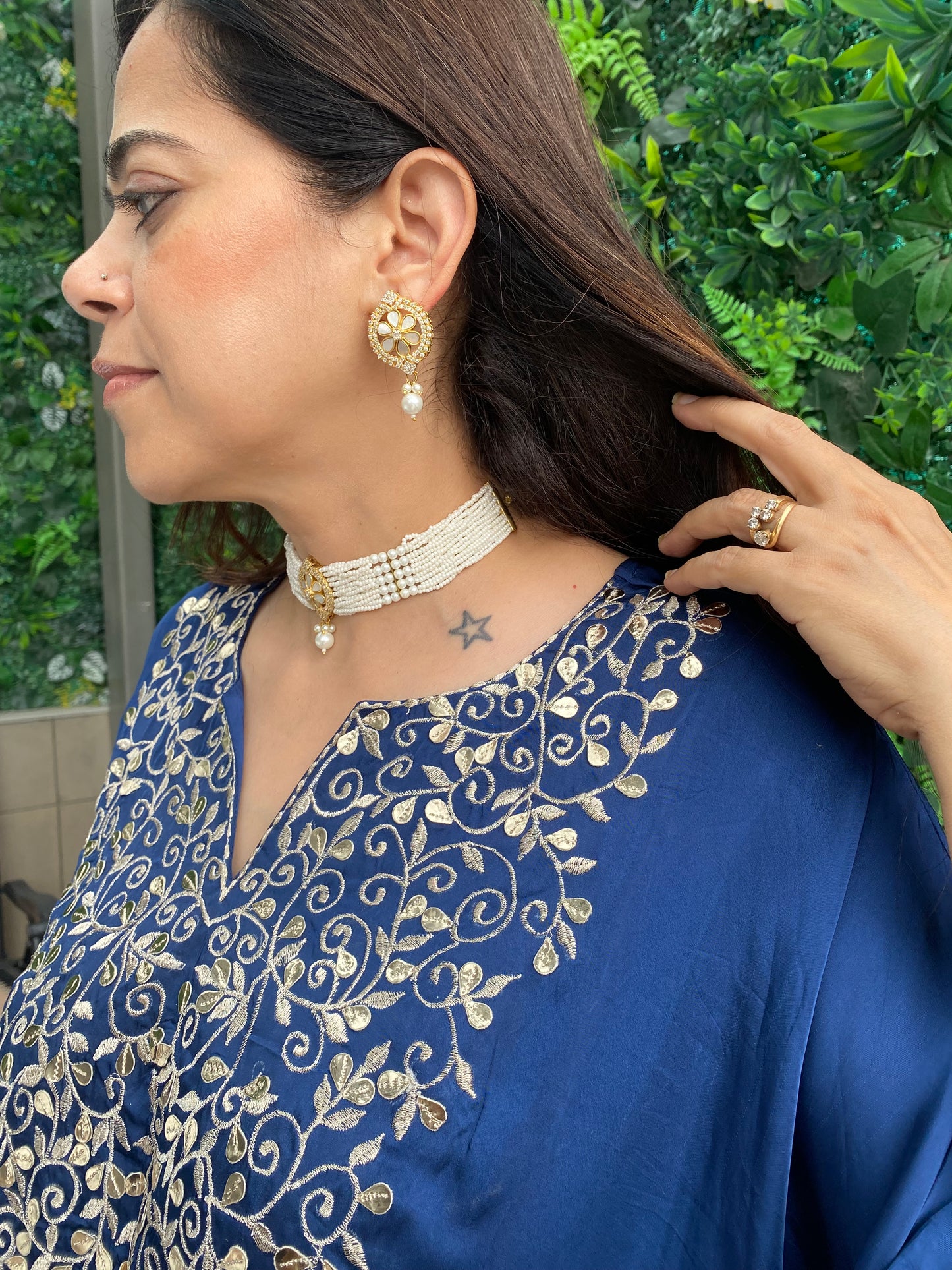chaand choker set