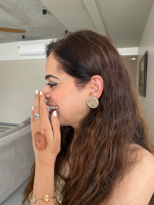 gulika studs