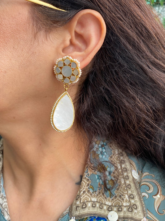 chandni teardrop earring